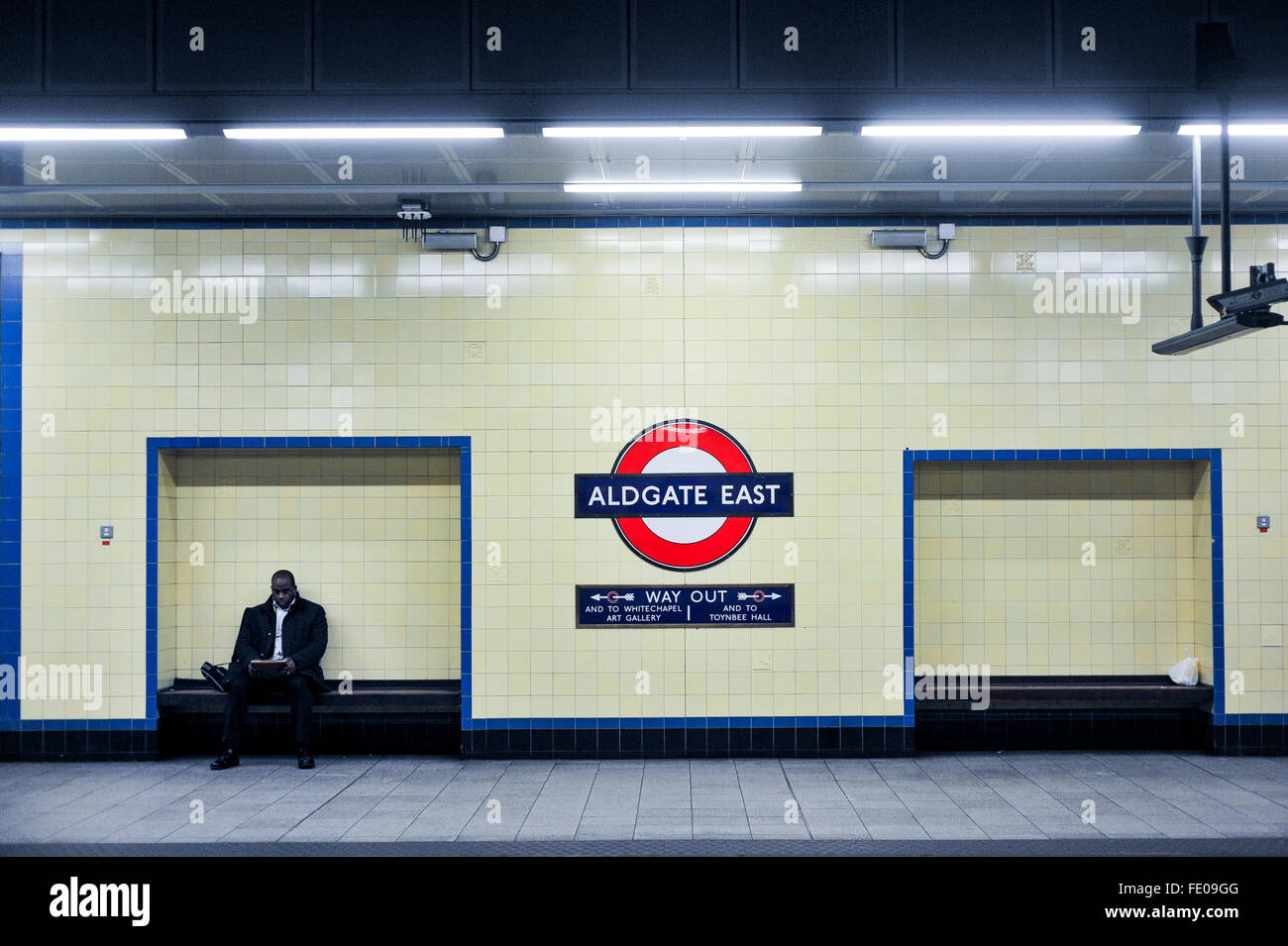 La station de métro Aldgate East sur la Hammersmith & City Line et la  District Line Photo Stock - Alamy