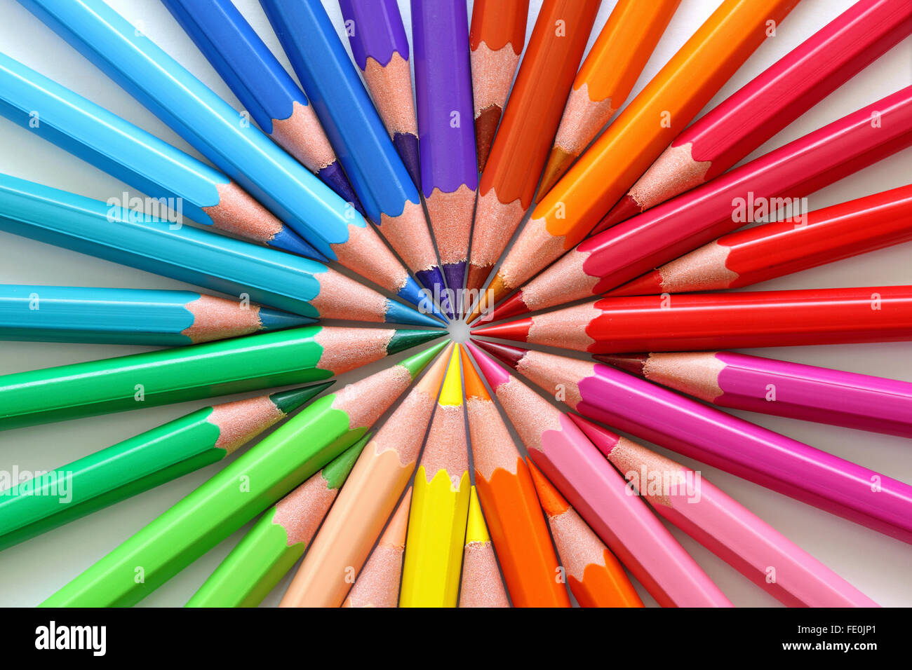 Macro de crayons de couleur dans un cercle. Banque D'Images
