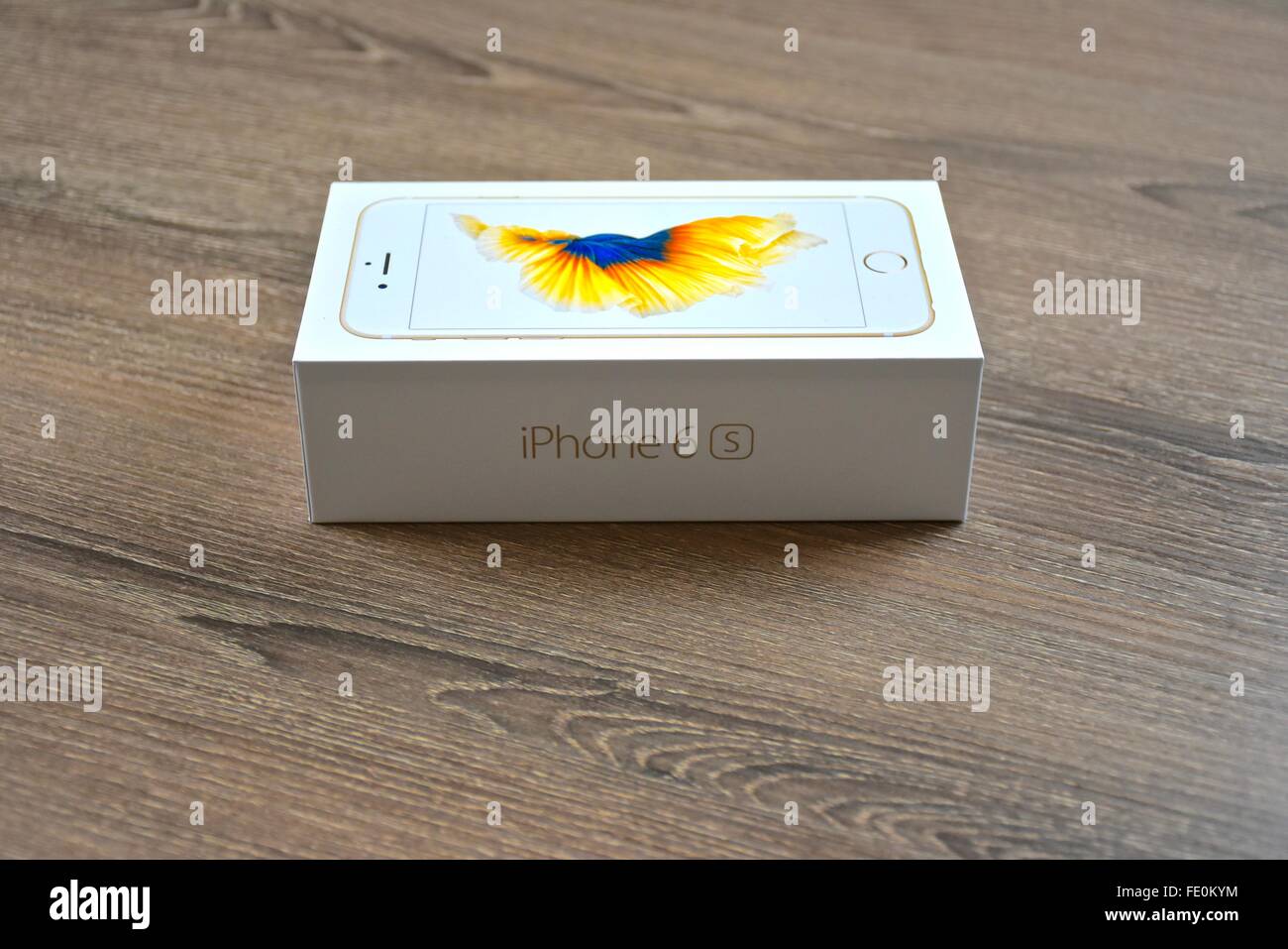 Apple iPhone case sur une surface en bois Banque D'Images
