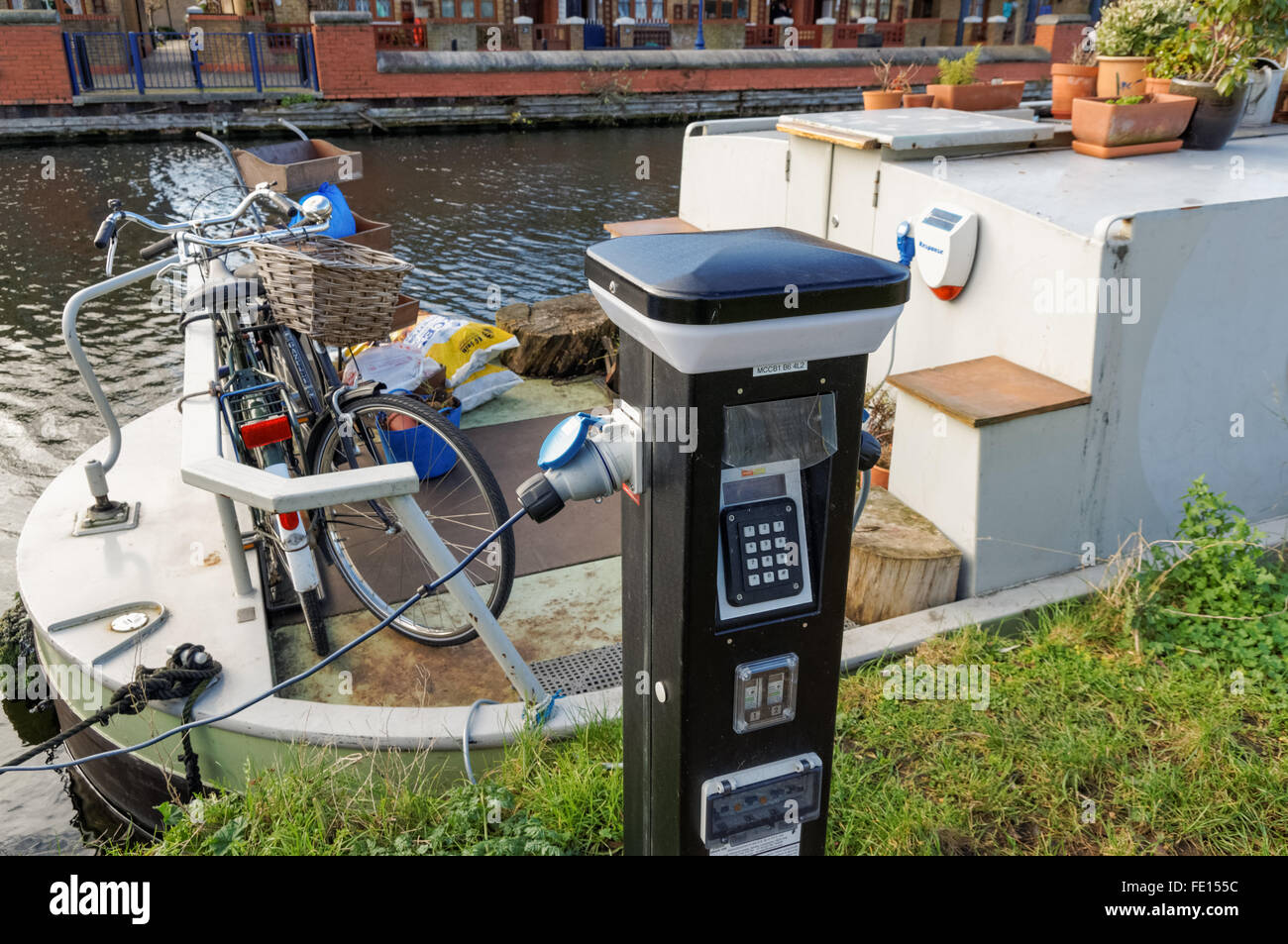 Pointe électrique au niveau de la rivière Lee Canal de navigation, Stratford, London England Royaume-Uni UK Banque D'Images