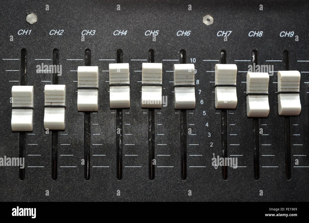 Commandes d'un dispositif de mélange audio Banque D'Images