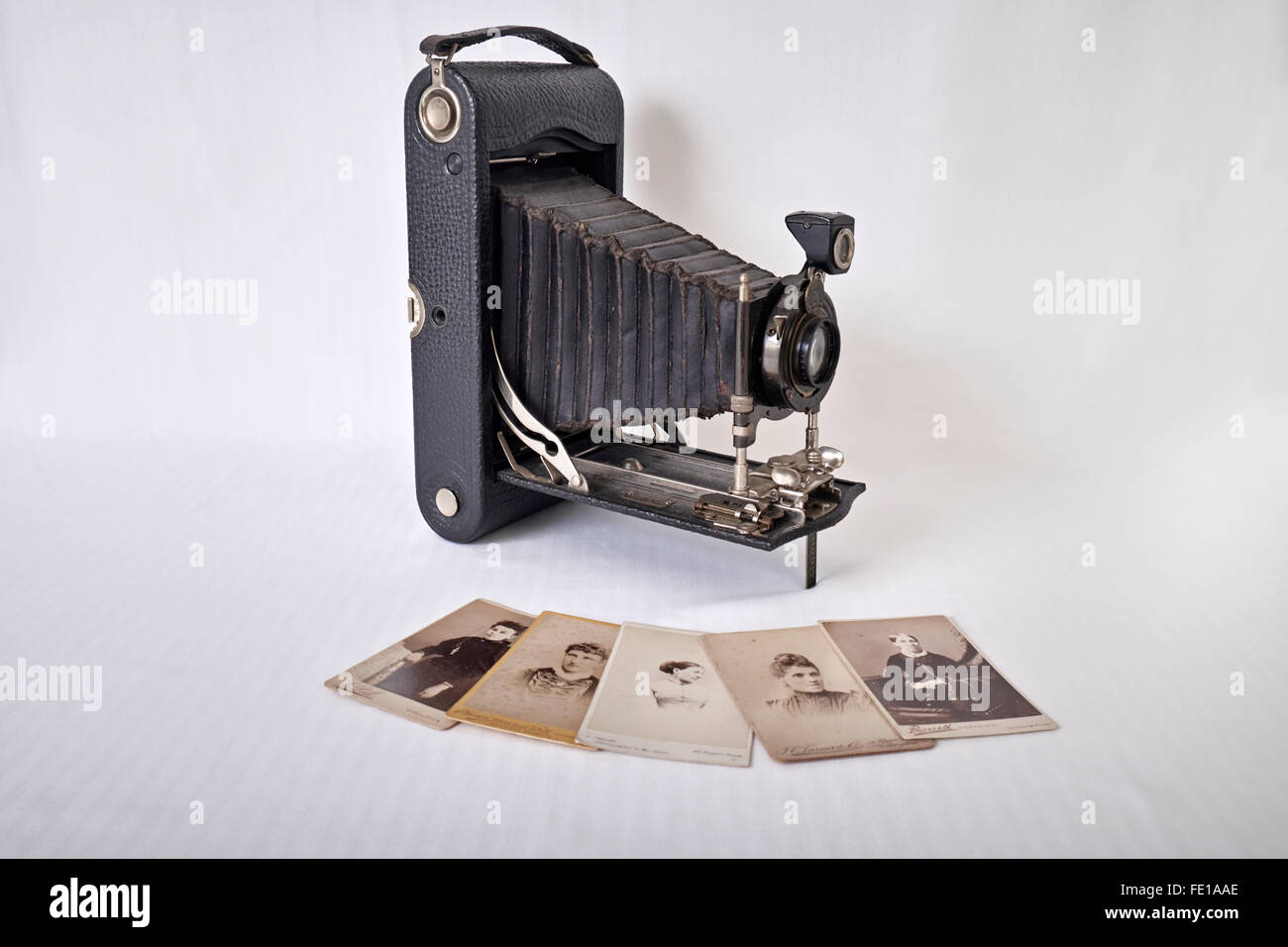 Appareil photo vintage Kodak No. 1A autographique pliant à
