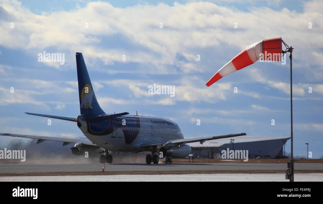 Boeing 737-275C C-GOPW Nord canadien à l'aéroport d'OTTAWA Ottawa, Canada le 01 février 2016 Banque D'Images