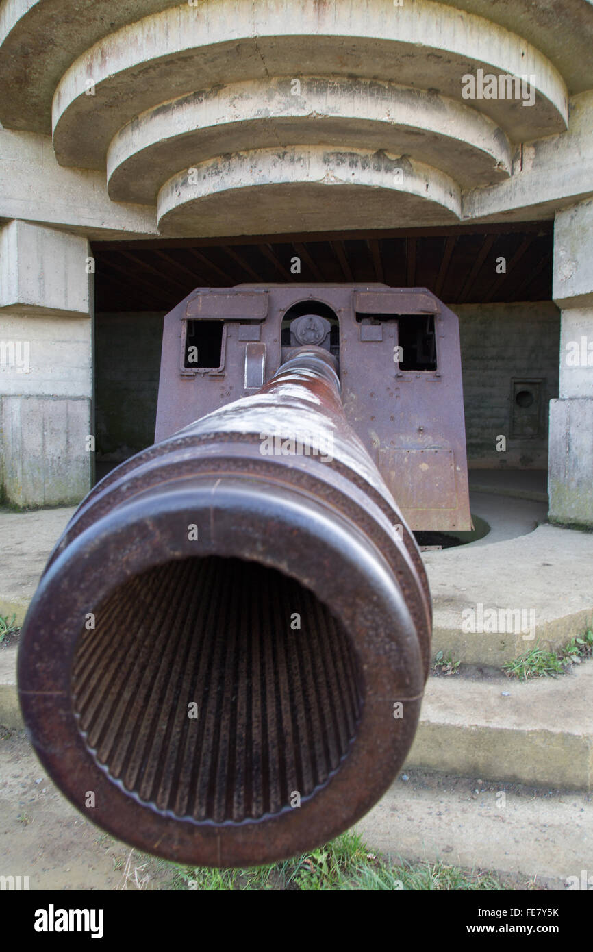 Vieux bunkers allemands du mur de l'Atlantique et de l'artillerie Batterie de Longues sur Mer Banque D'Images