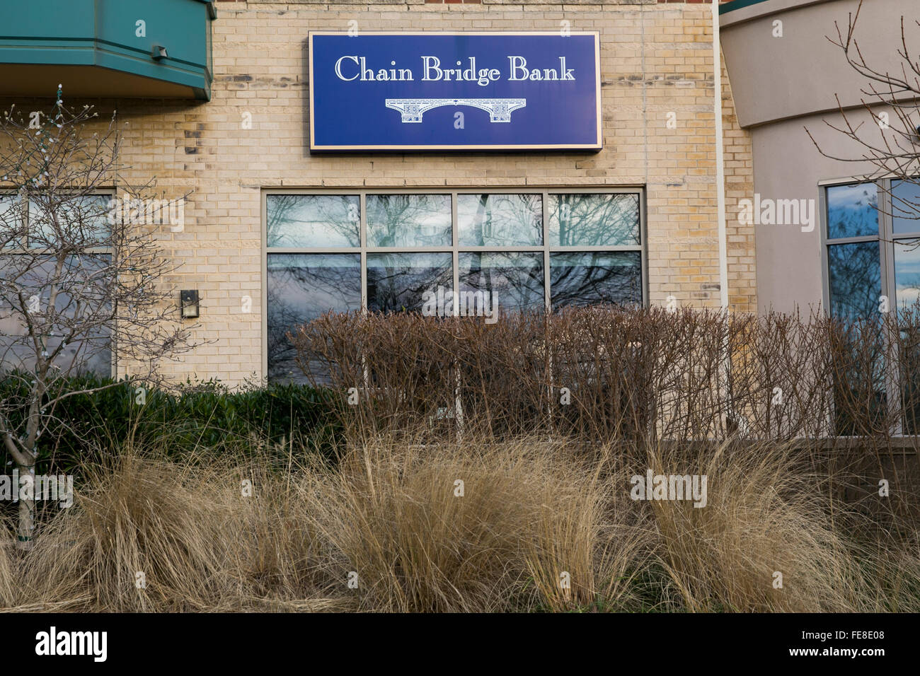 Un logo affiche à l'extérieur de la chaîne Banque-relais à McLean, Virginie, le 1 er janvier 2016. La banque n'a qu'une seule branche et est si Banque D'Images