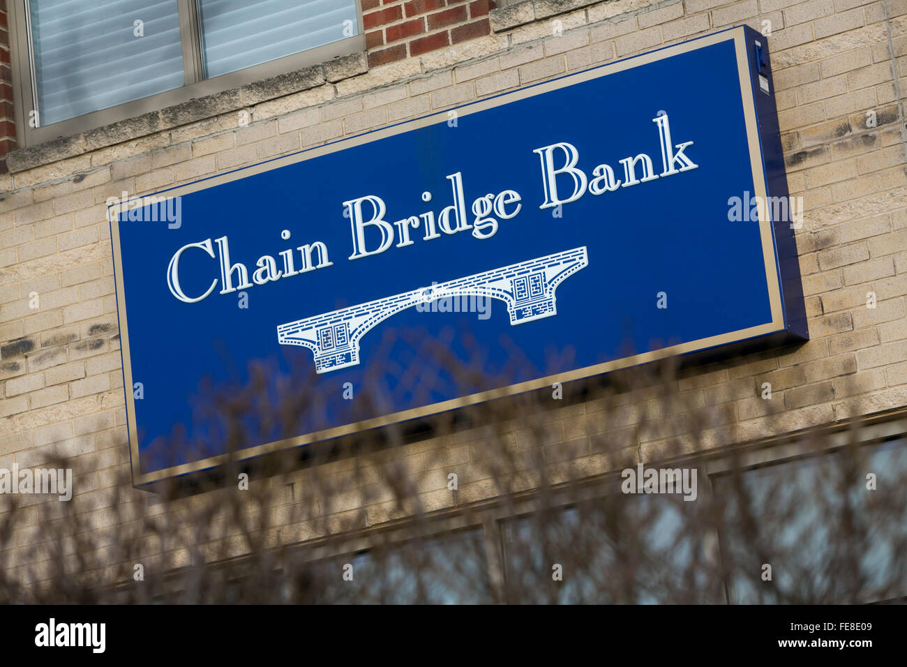 Un logo affiche à l'extérieur de la chaîne Banque-relais à McLean, Virginie, le 1 er janvier 2016. La banque n'a qu'une seule branche et est si Banque D'Images