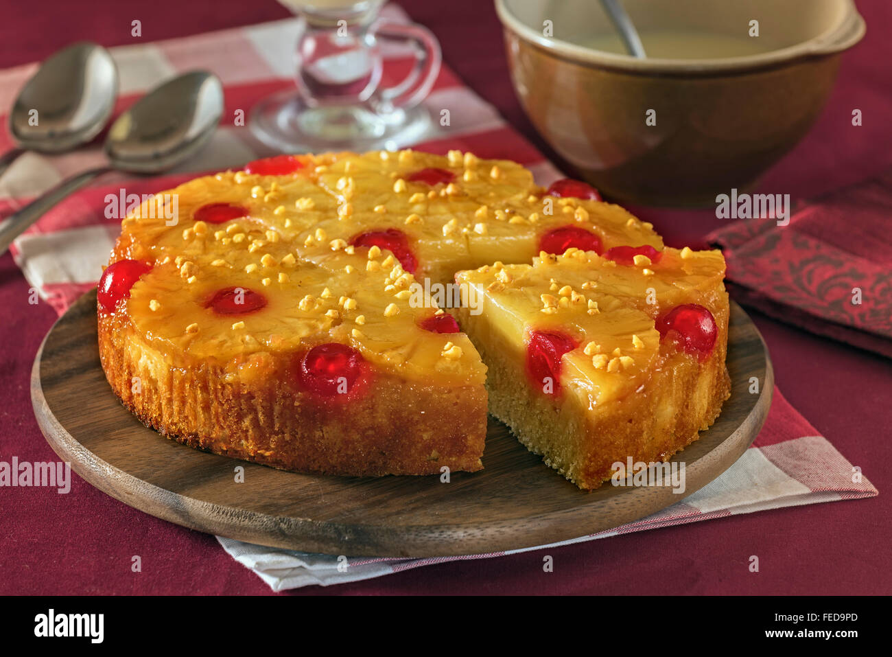 Pineapple upside down cake Banque D'Images