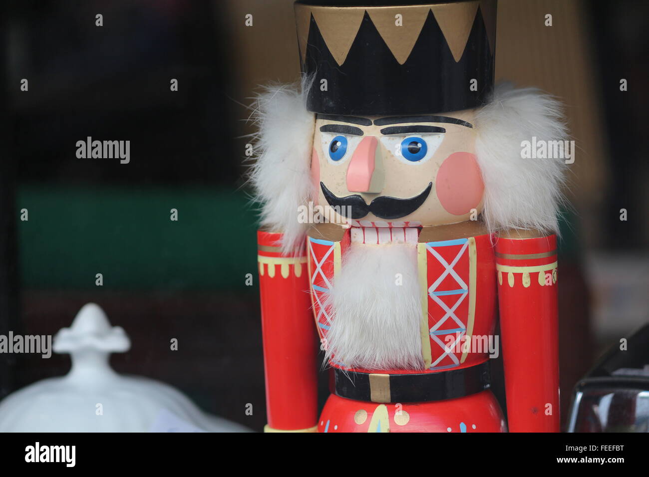 Nut-cracker avec uniforme rouge Banque D'Images