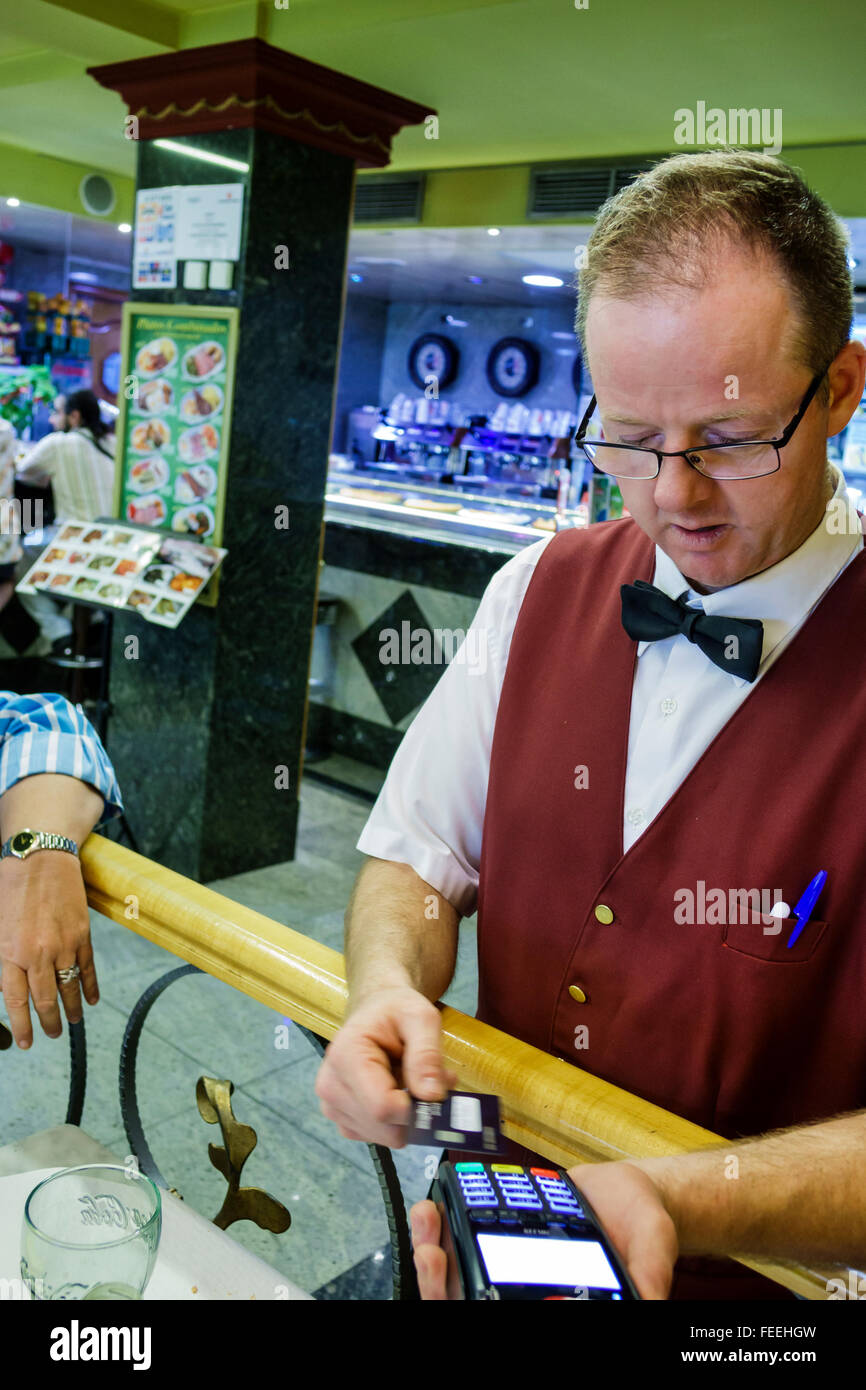 Espagne,Europe,européen,espagnol,hispanique ethnique Madrid,Centro,Retiro,Paseo del Prado,Prado Restaurant restaurants cuisine restaurants cafés, cafétéria, tapas Banque D'Images