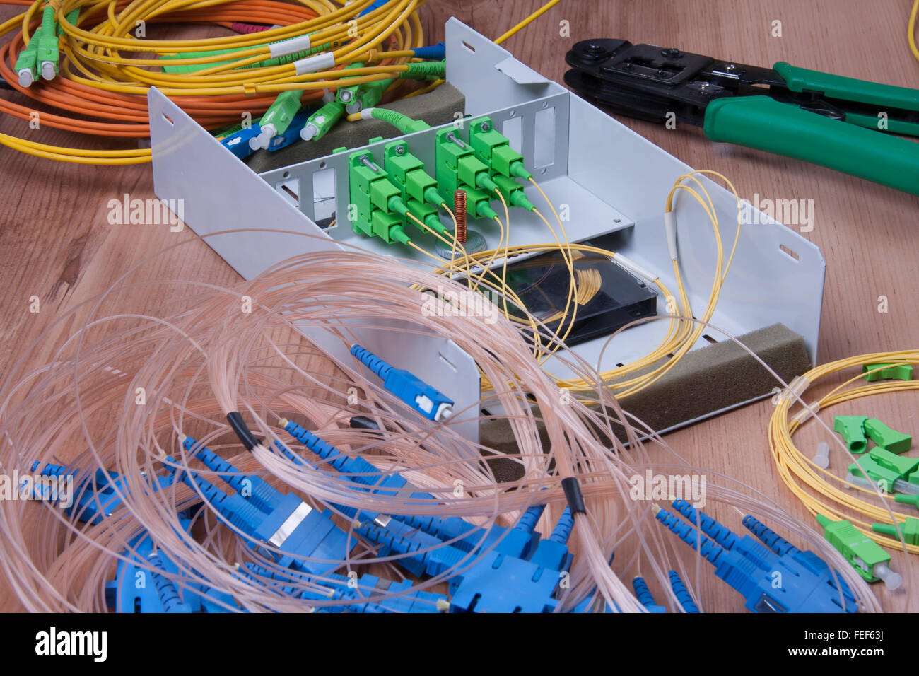 Dispositif prêt à fibres optiques pour la transmission de données par paquets Banque D'Images