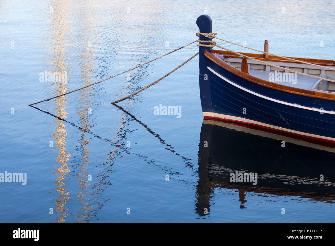 Bateau ancré Banque D'Images