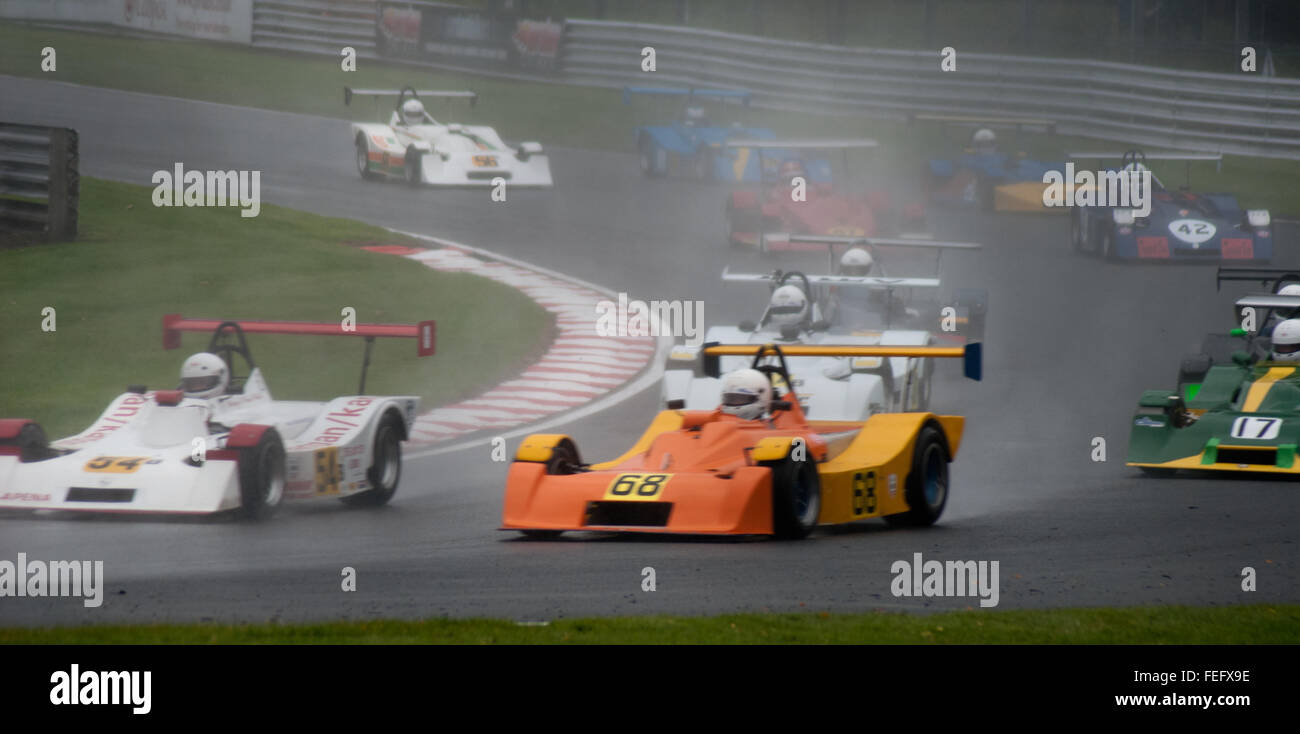 Classic car racing rain Oulton Park Gold Cup de cheshire Banque D'Images