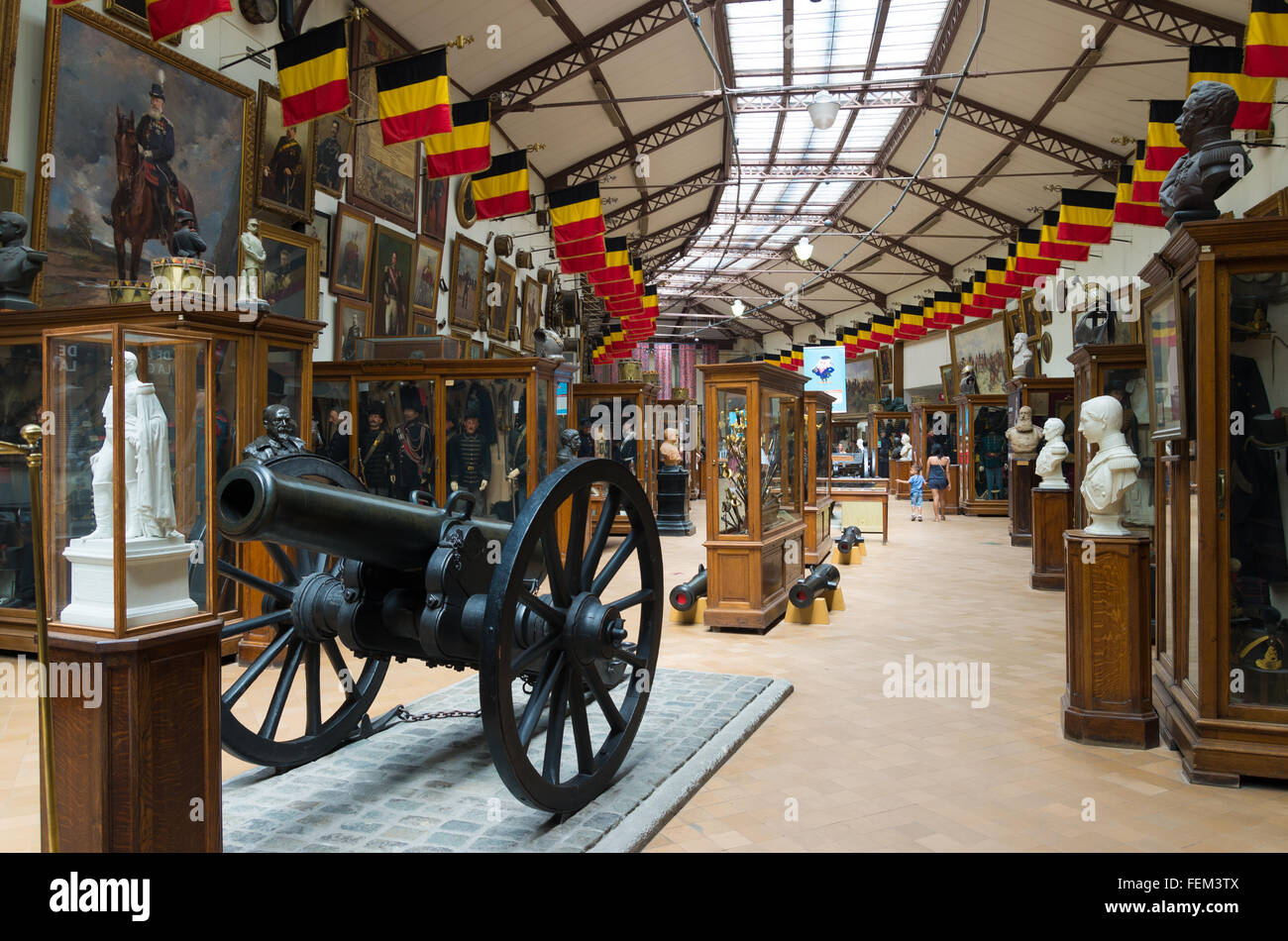 Bruxelles, Belgique - 10 juillet 2015 : Intérieur du Musée royal de l'Armée et d'histoire militaire. Le musée a une liste Banque D'Images