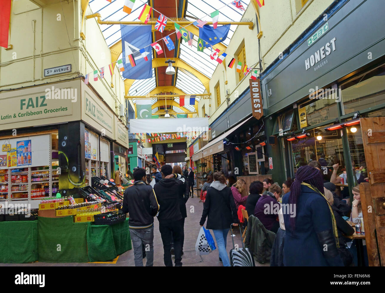 Brixton Village Market marché couvert, Brixton, dans le sud de Londres Banque D'Images