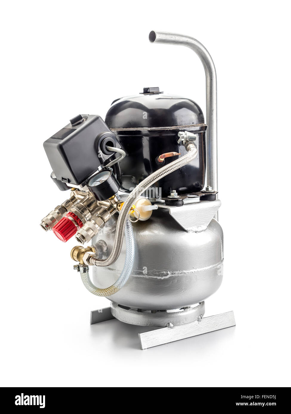 Compresseur d'air portatif shot on white Banque D'Images