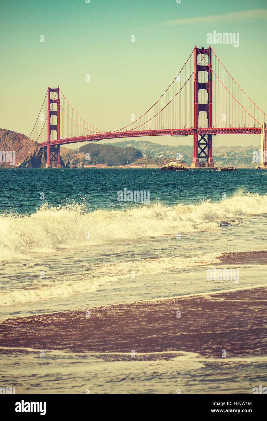 Stylisé rétro Golden Gate Bridge à San Francisco, USA. Banque D'Images