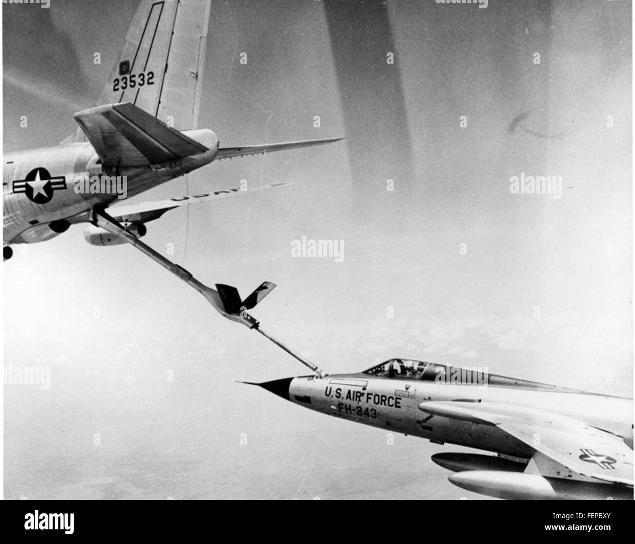 Cette image de la collection Ray Wagner présente un avion remarquable ...