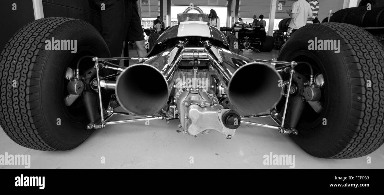 Voiture de course vintage Banque d'images noir et blanc - Alamy
