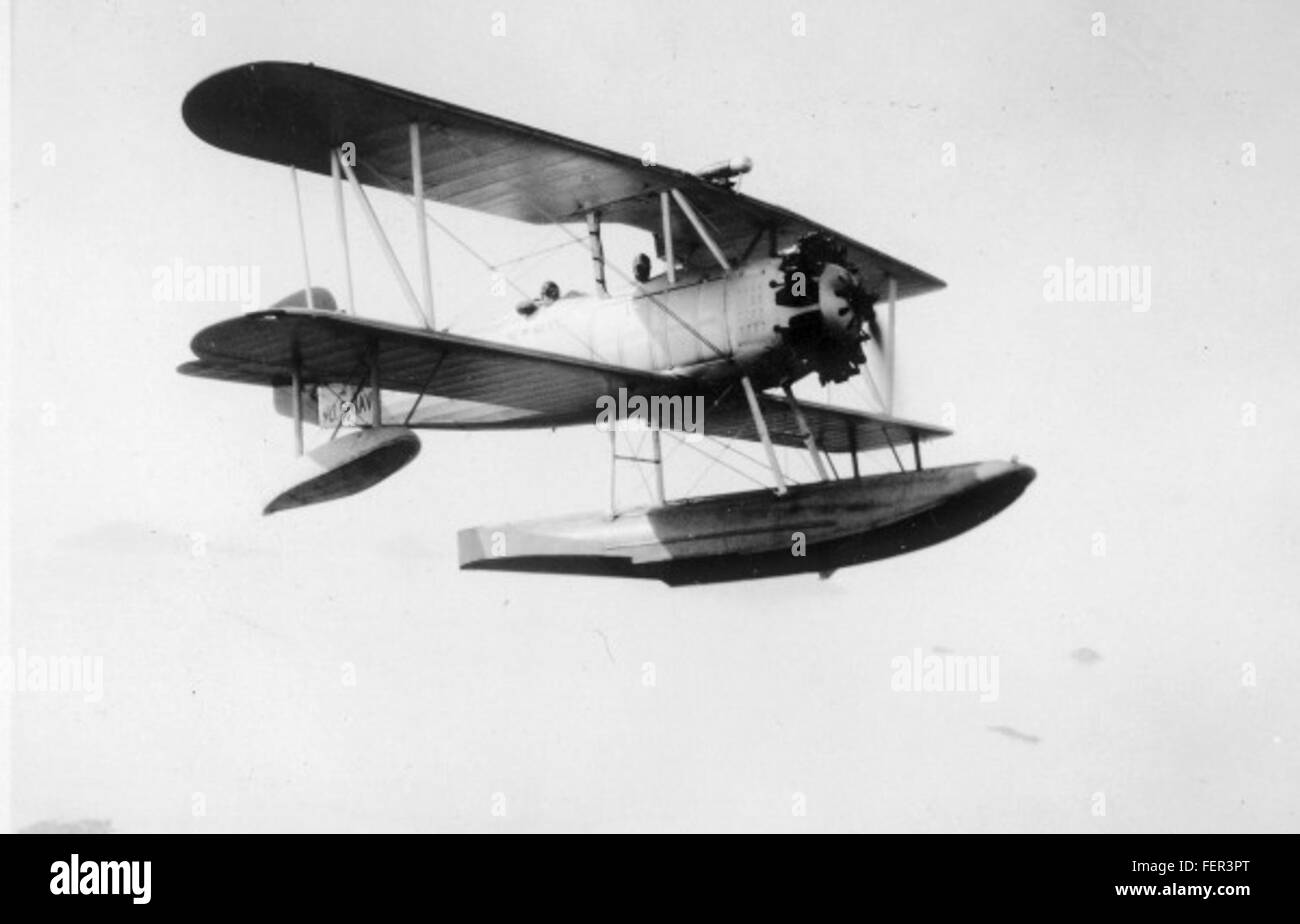 Cette image de la collection Ray Wagner présente un avion emblématique ...