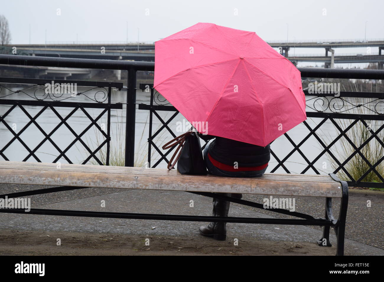 Parapluie rose. Banque D'Images