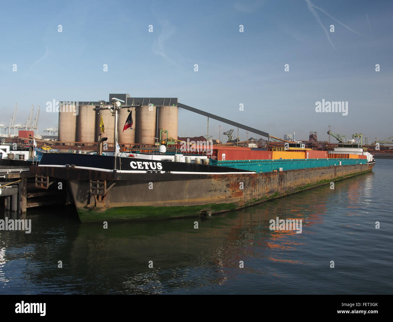 Cetus (navire,1993) ENI 06004304 Hartelhaven Port de Rotterdam pic2 Photo  Stock - Alamy