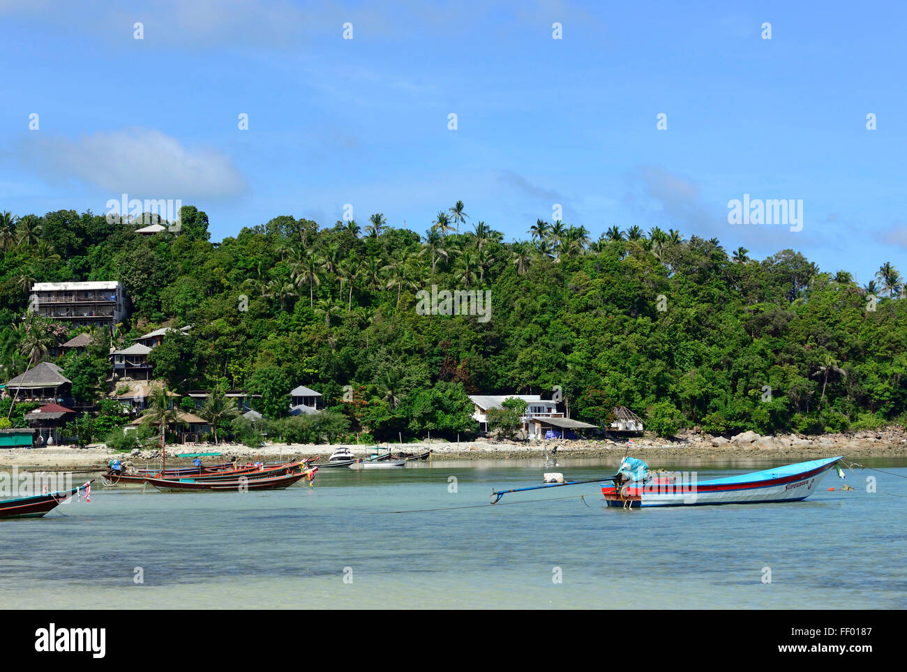 Bateaux à longue queue a Koh Phangan Thaïlande Salade Banque D'Images