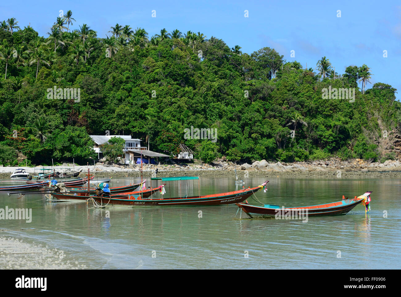 Bateaux à longue queue a Koh Phangan Thaïlande Salade Banque D'Images