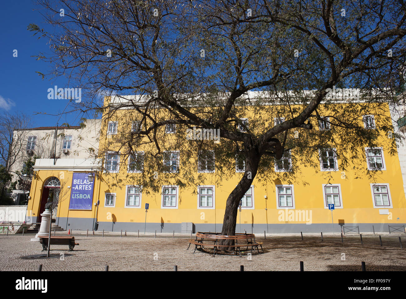 Le Portugal, ville de Lisbonne Belas Artes, Lisboa, Faculté des beaux-arts de l'Université de Lisbonne (FBAUL), petite place urbaine avec Banque D'Images