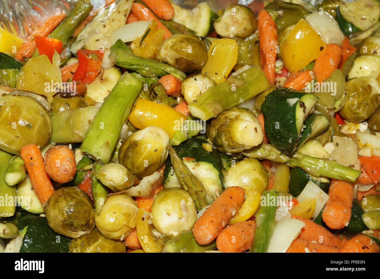 Une salade de légumes maison pour l'action de grâce. Banque D'Images