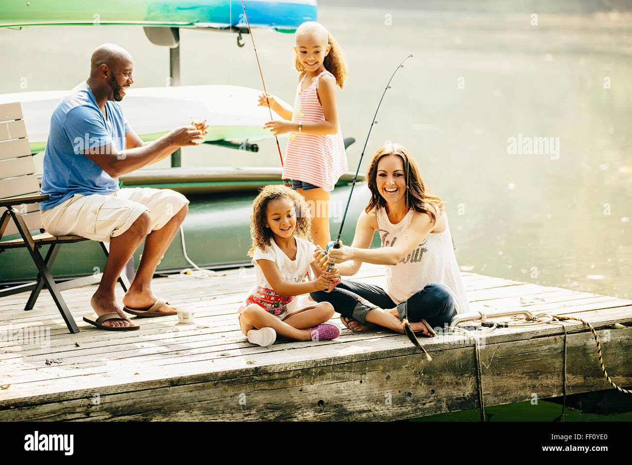 La pêche en famille dans la région de Lake Banque D'Images