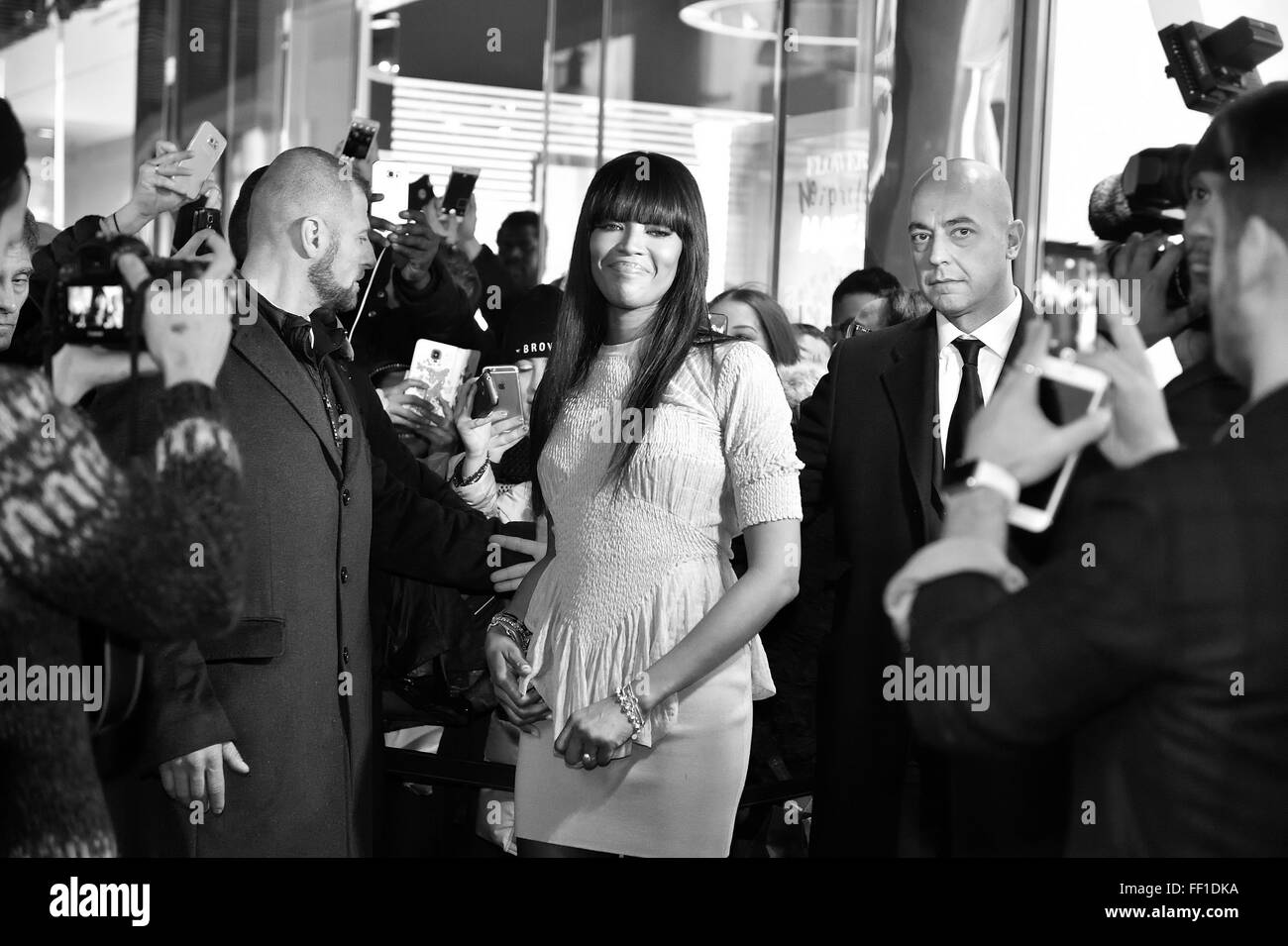 Naomi Campbell, Yamamay testimonial, va au magasin de Yamamay Corso Vittorio Emanuele II Banque D'Images