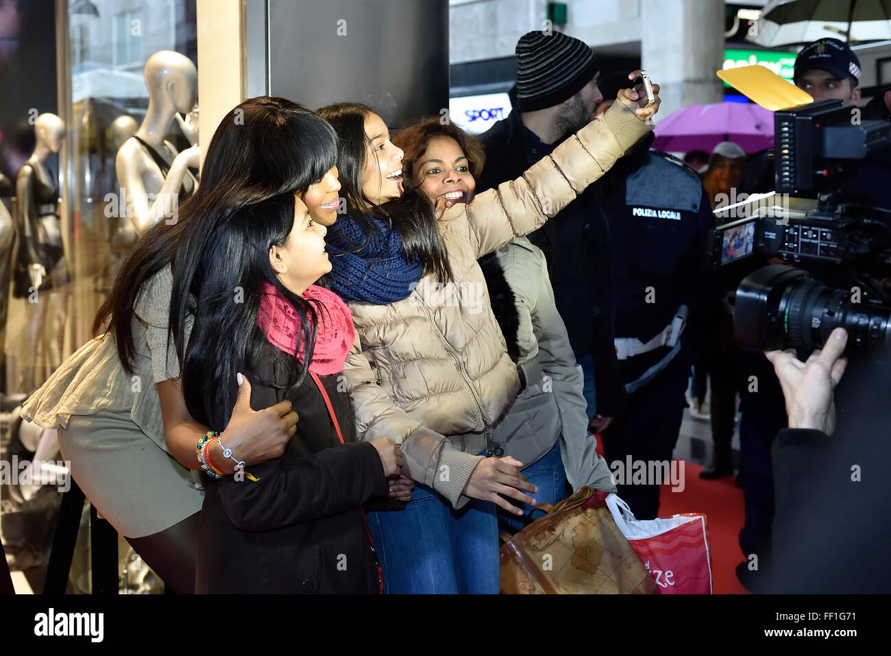 Naomi Campbell, Yamamay testimonial, va au magasin de Yamamay Corso Vittorio Emanuele II Banque D'Images