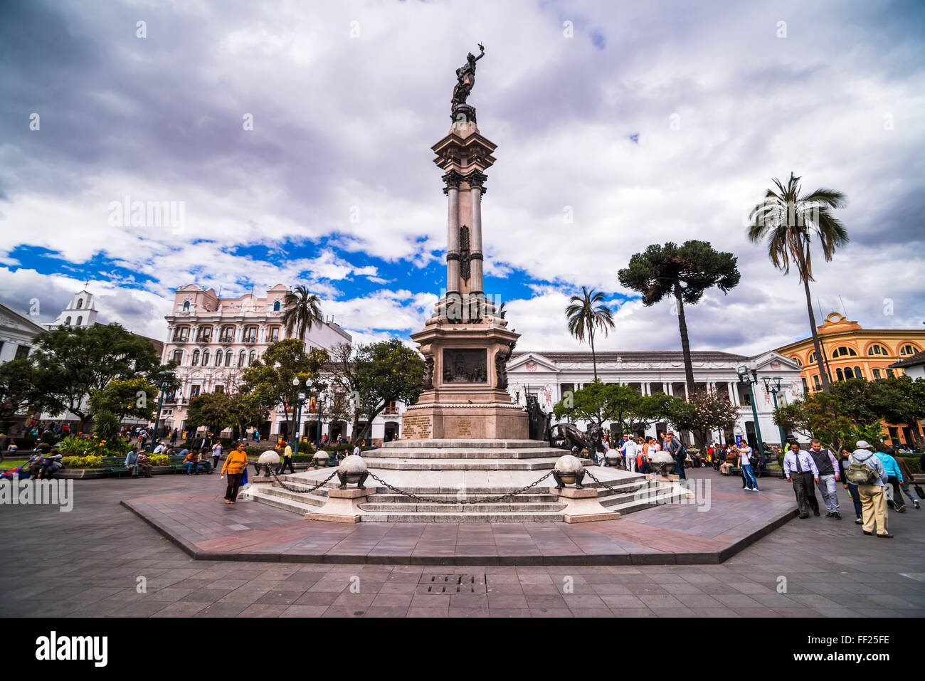 Place de l'indépendance, le centre historique de Quito, Quito Ville ORMd, WorRMd Site du patrimoine mondial de l'UNESCO, l'Équateur, en Amérique du Sud Banque D'Images