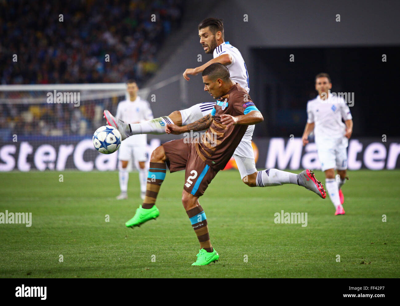 Ligue des Champions match FC Dynamo Kyiv vs FC Porto Banque D'Images