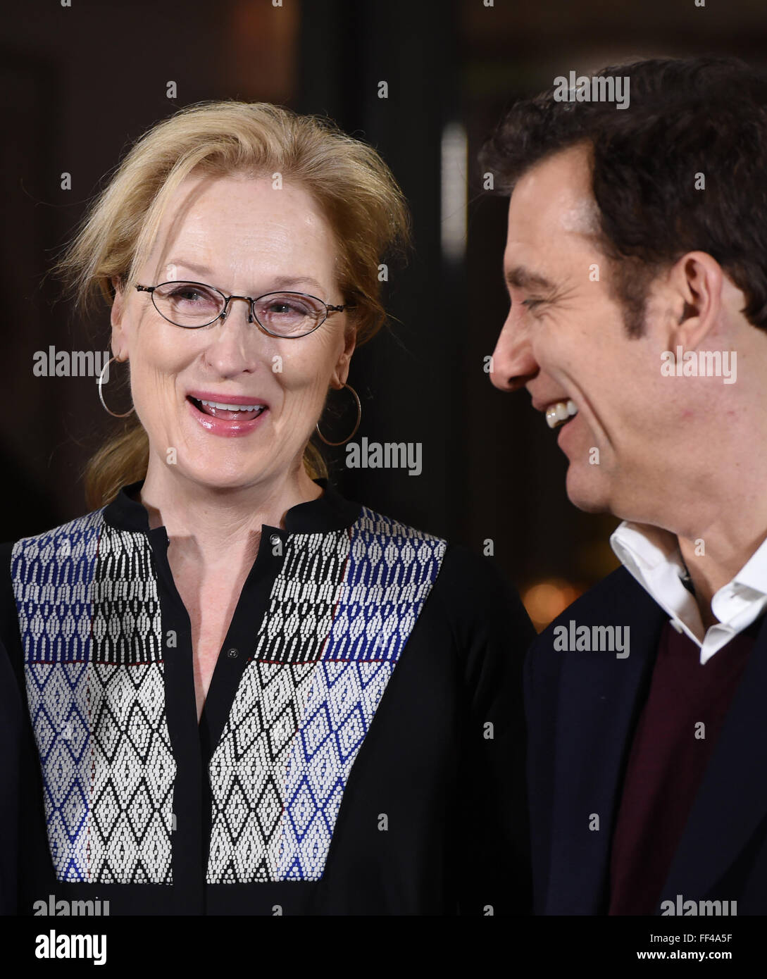 Berlin, Allemagne. 10 fév, 2016. 66e Festival International du Film de Berlin, Allemagne, 10 février 2016. MERYL STREEP (L) et CLIVE OWEN, membres du jury international. La Berlinale se déroule du 11 février au 21 février 2016. Photo : JENS KALAENE/dpa/Alamy Live News Banque D'Images
