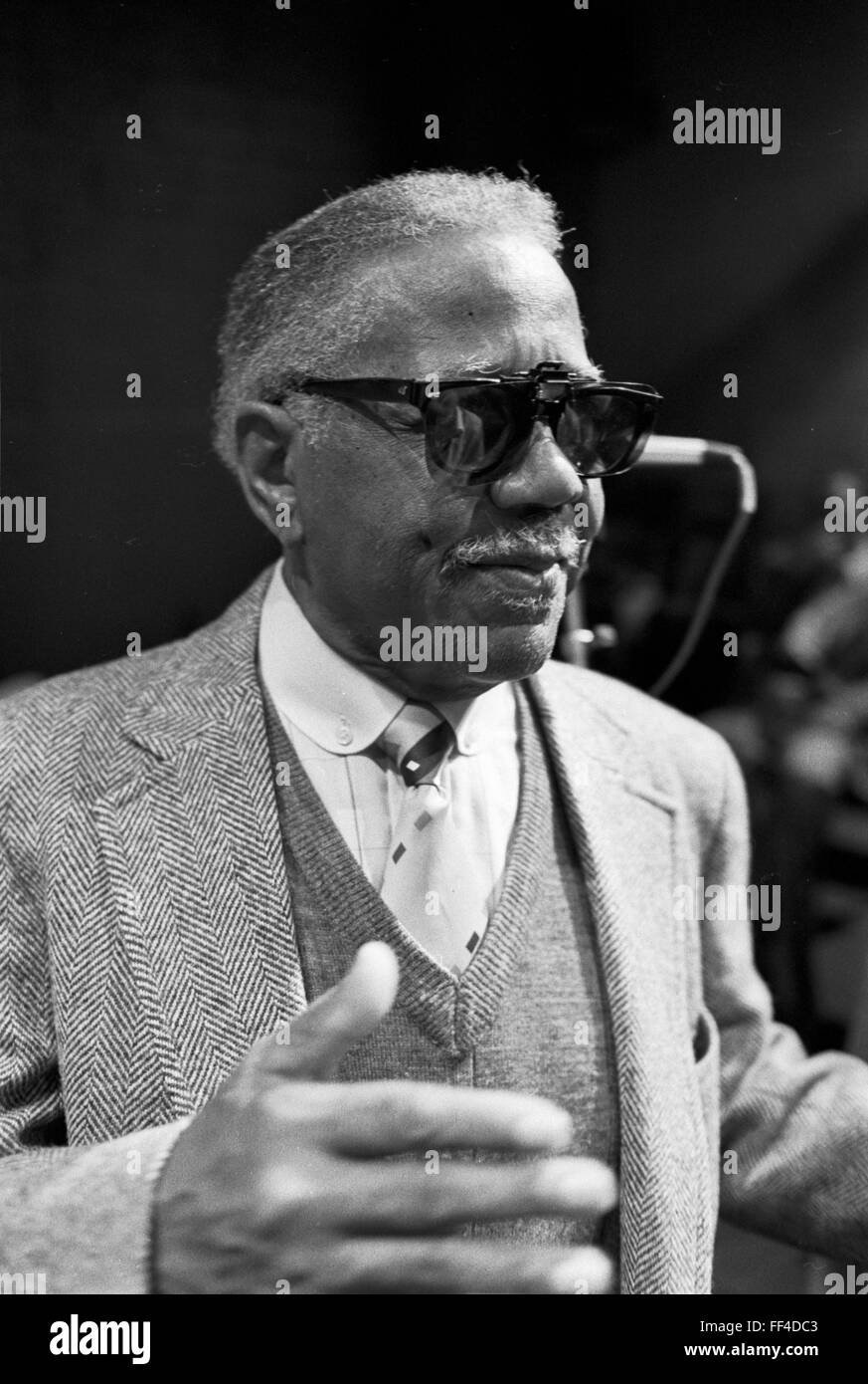 Roy Eldridge lors d'une session à New York. Cet événement, en 1985, à l'Vineyard Theatre de New York, était un hommage au légendaire Jimmy Ryan's jazz club. Un enregistrement de cette session a été publié en 1998 intitulé Spanky et Roy. Banque D'Images