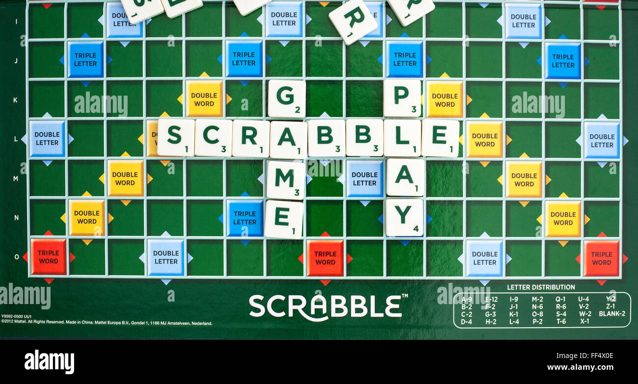 Scrabble Jeu de mots montrant le conseil de jeu, Banque D'Images