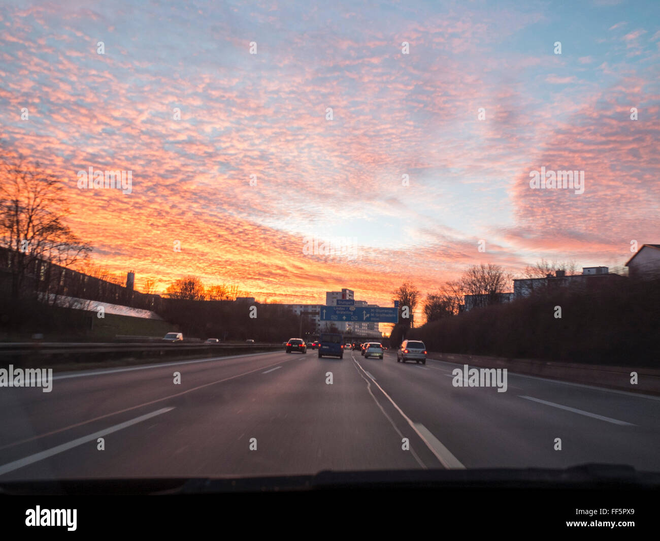 La conduite sur autoroute allemande Banque D'Images