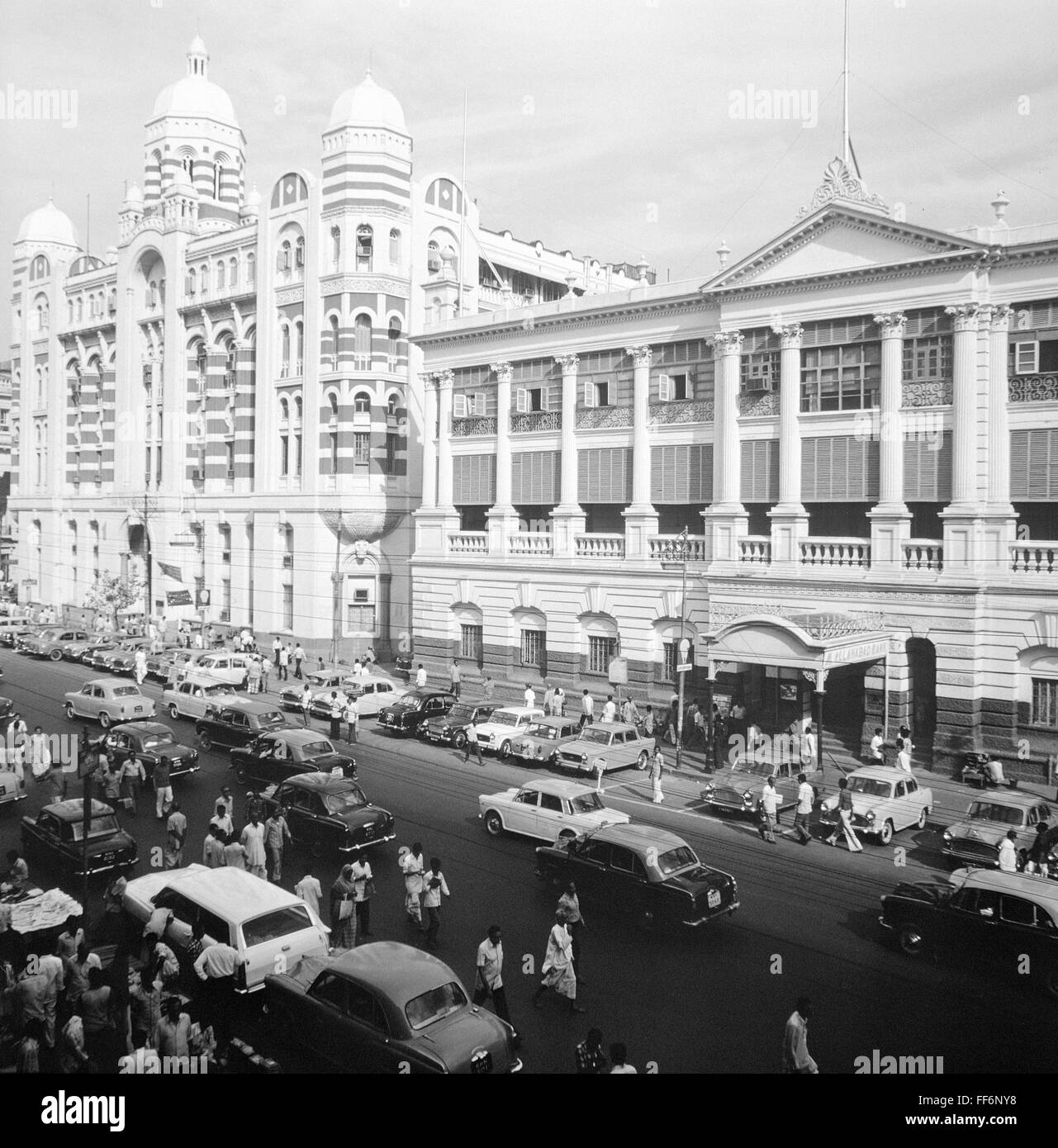 Géographie / voyage, Inde, Calcutta, bâtiments, banque Allahabad et Chartered Bank, vue extérieure, vers 1972, droits supplémentaires-Clearences-non disponible Banque D'Images