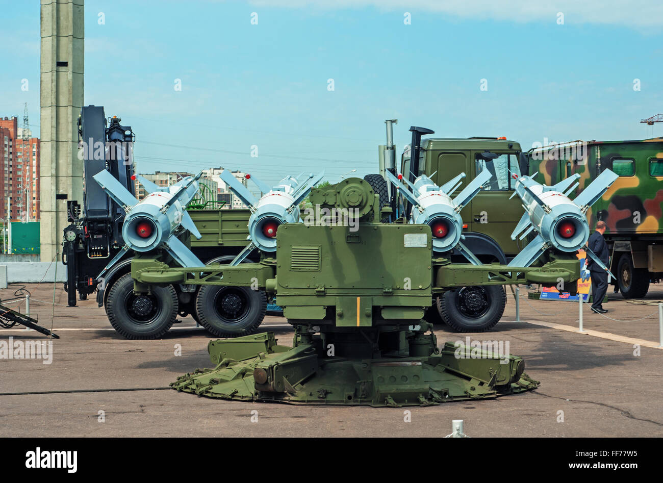 5e exposition militaire biélorusse MILEX 2009 - mai 2009. Les missiles antiaériens (ZRK) de gamme moyenne C-125-2TM 'PECHORA 2TM'. Banque D'Images