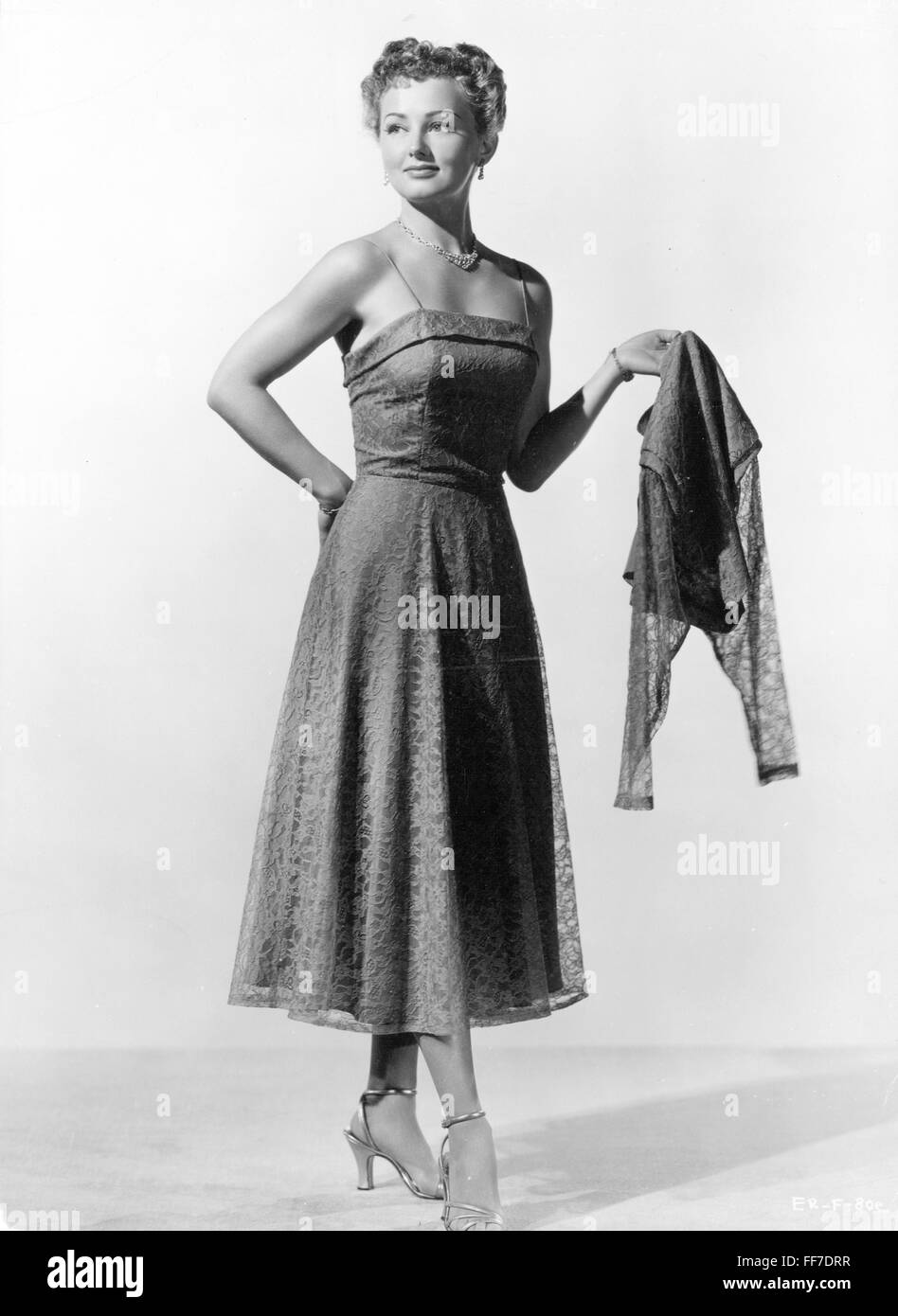 1950s evening dress Banque de photographies et d'images à haute résolution  - Alamy