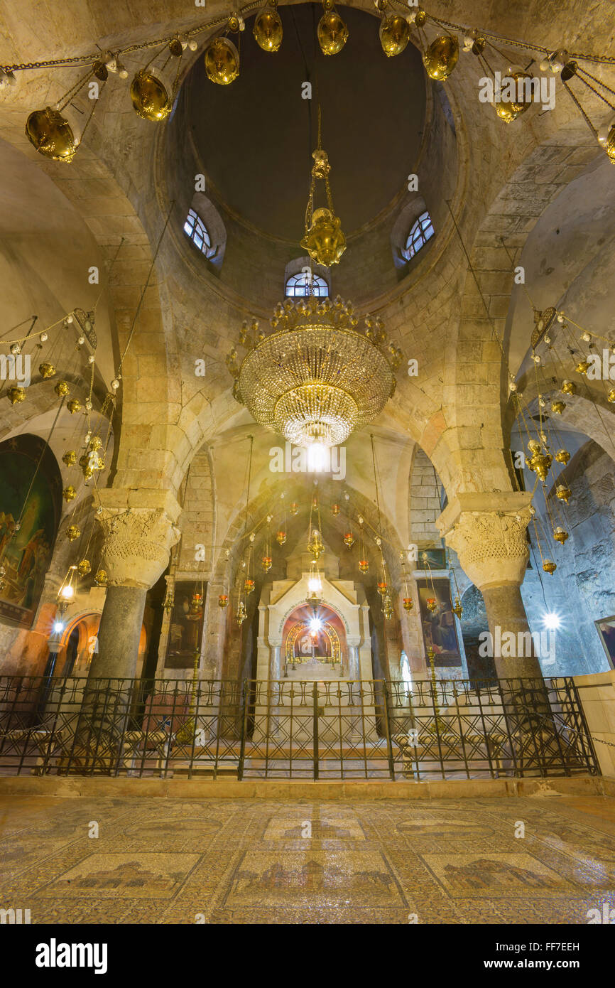 Jérusalem, Israël - 4 mars, 2015 : La Chapelle de Sainte Hélène dans l'église de Saint Sépulcre. Banque D'Images