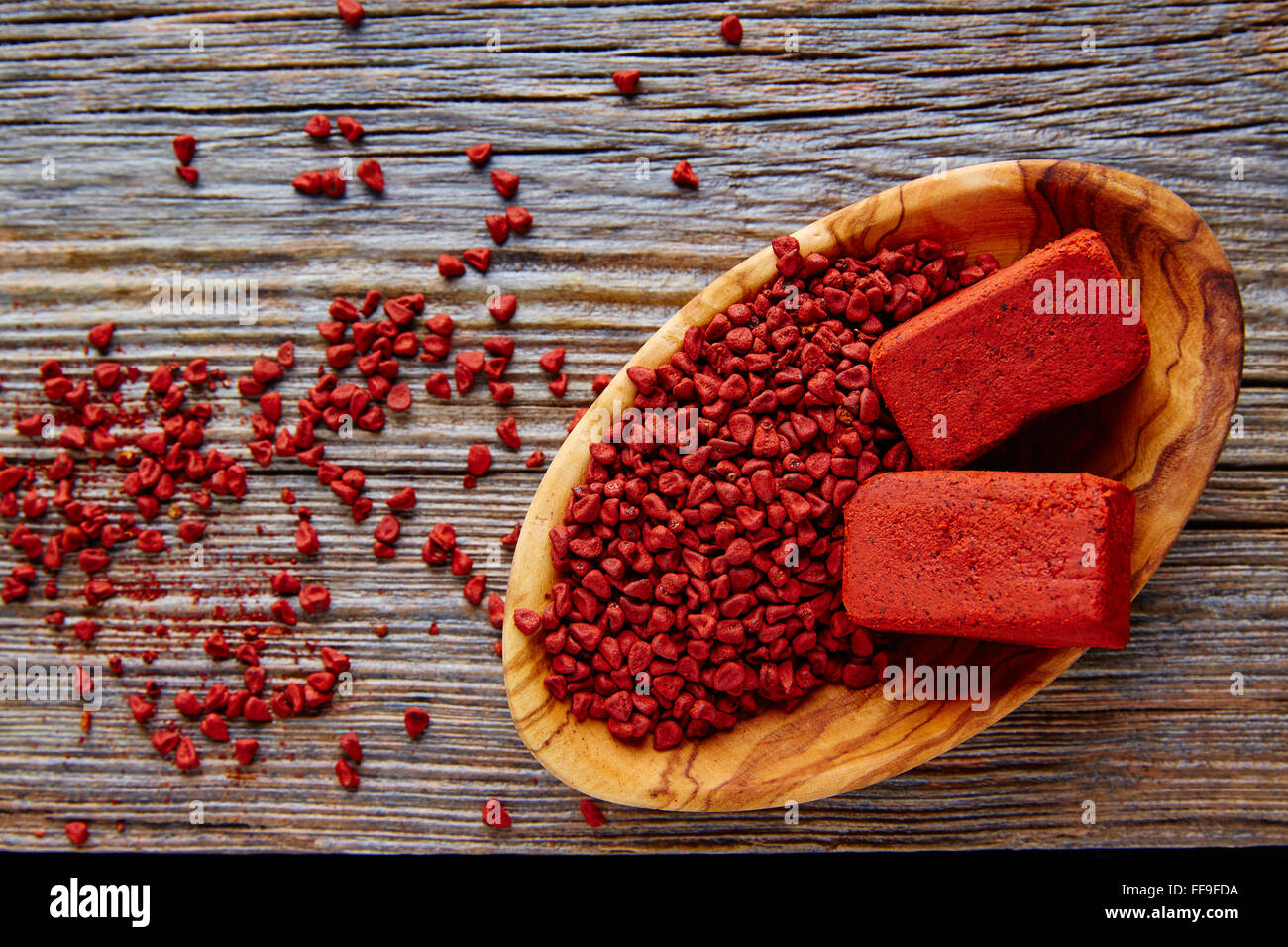 Assaisonnement à l'achiote à partir de graines de rocou populaires au Mexique pour mariner Banque D'Images