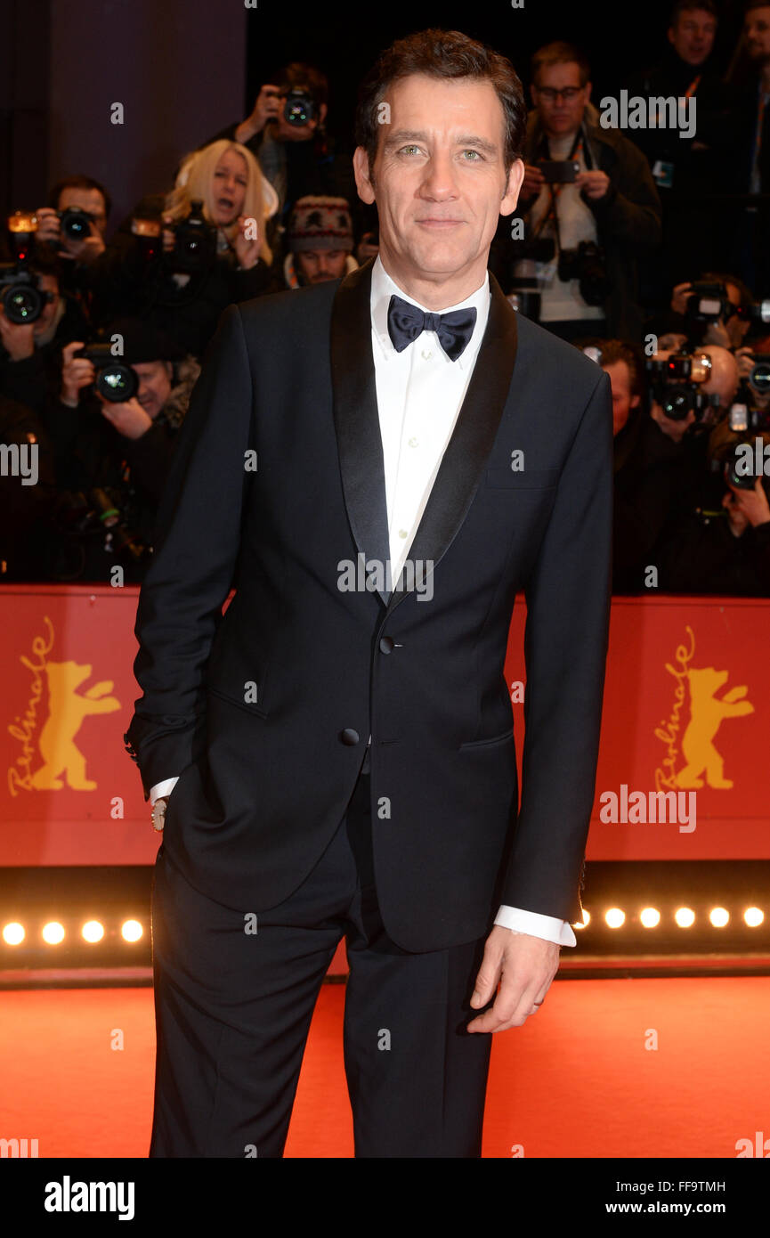 Berlin, Allemagne. Feb 11, 2016. 66e Festival International du Film de Berlin, Allemagne, 11 février 2016. Gala d'ouverture du film et premiere ·Hail Ceasar !· : Clive Owen. Le film est présenté hors compétition à la Berlinale. La Berlinale se déroule du 11 février au 21 février 2016. PHOTO : BRITTA PEDERSEN/DPA/Alamy Live News Banque D'Images