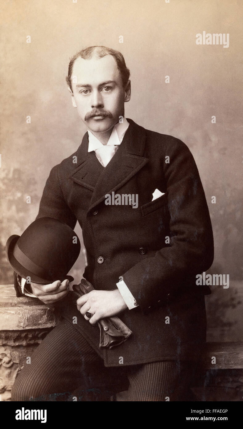 MEN S FASHION 1890. NA La mode homme non identifie en tenue cabinet original photo c1890 Photo Stock Alamy