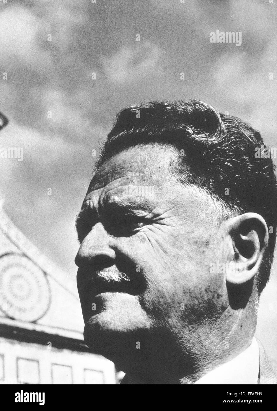 Nazim hikmet Banque de photographies et d’images à haute résolution Alamy