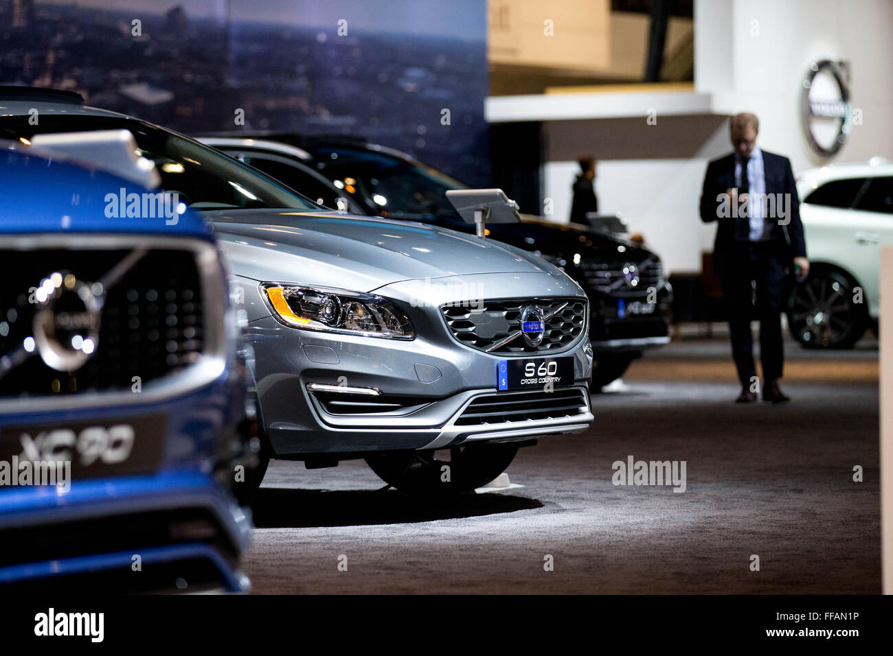Chicago, USA. Feb 11, 2016. Volvo Cars sont sur l'affichage lors de l'auto de Chicago à McCormic Place à Chicago, Illinois, United States le Feb 11, 2016. Credit : Ting Shen/Xinhua/Alamy Live News Banque D'Images