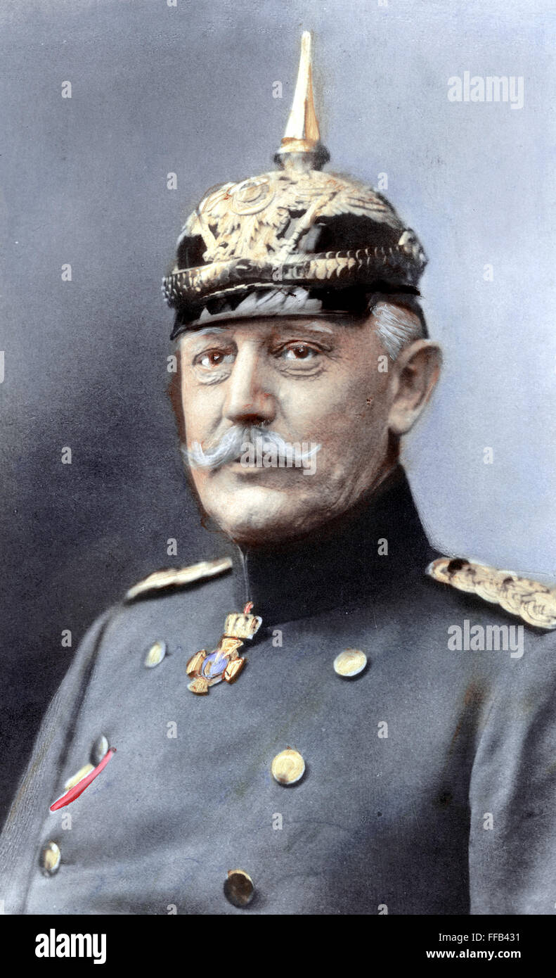 HELMUTH von Moltke /n(1848-1916). Nom complet : Helmuth Johannes Ludwig von Moltke. Soldat allemand. Huile à une photographie, c1910. Banque D'Images
