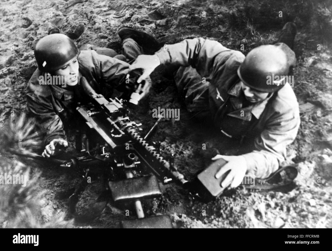 First Legion NOR028 - Parachutiste Allemand K98 - Bataille De Normandie - 1:30