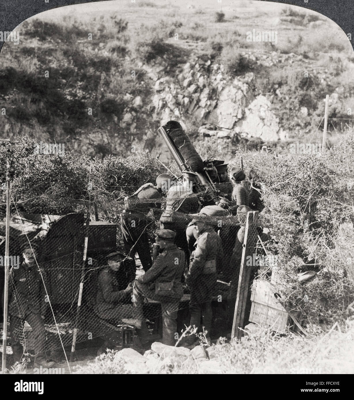 Photo Plaque Stéréo Originale De La Première Guerre Mondiale - Canons Autrichiens Dans Les Carpates Vers 1916